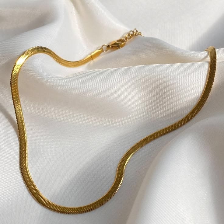 Men’s Gold-Tone Herringbone Chain Necklace - Image 2